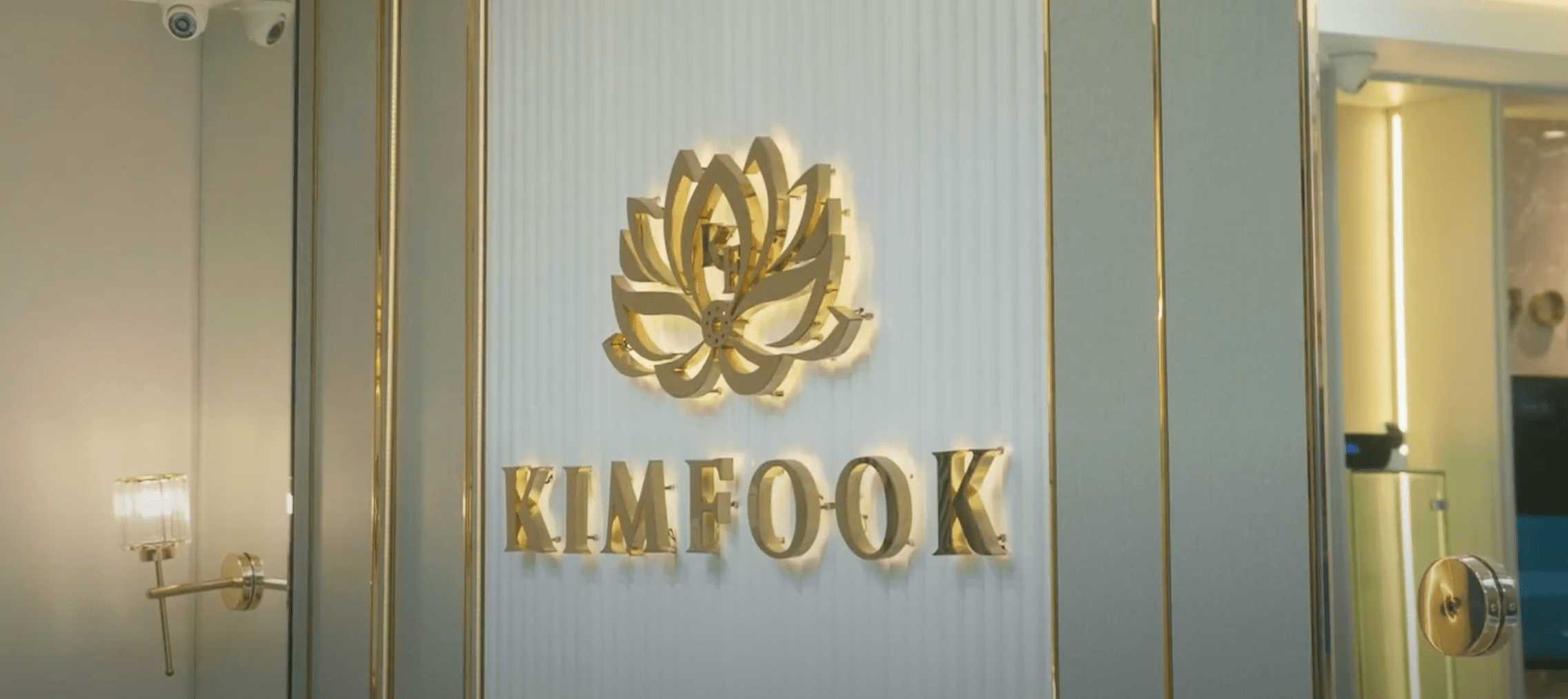 Kimfook Jewelry Boost Sales through Chat Commerce and WhatsApp Marketing