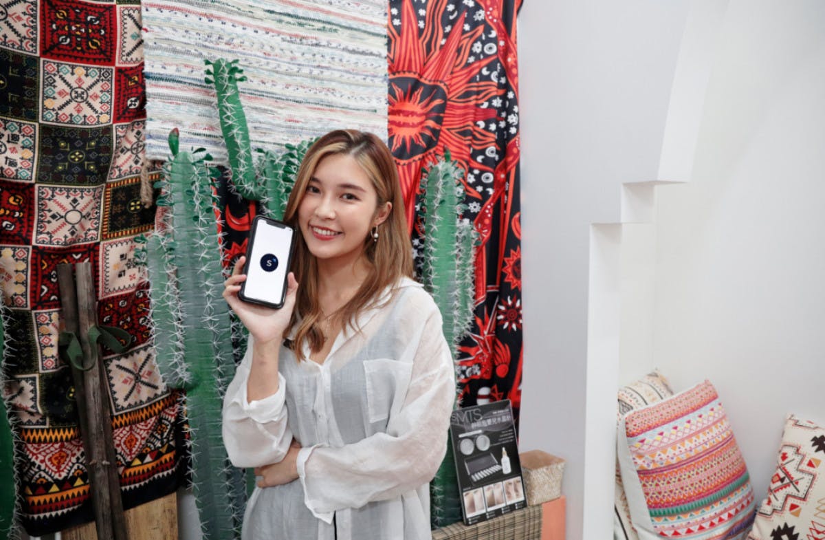 Weirdo Beauty's Success Story | A smart virtual concierge helps to easily communicate with 5,000 customers