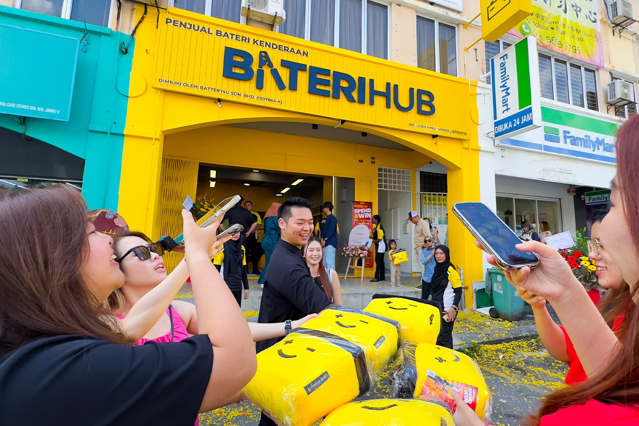 BateriHub storefront